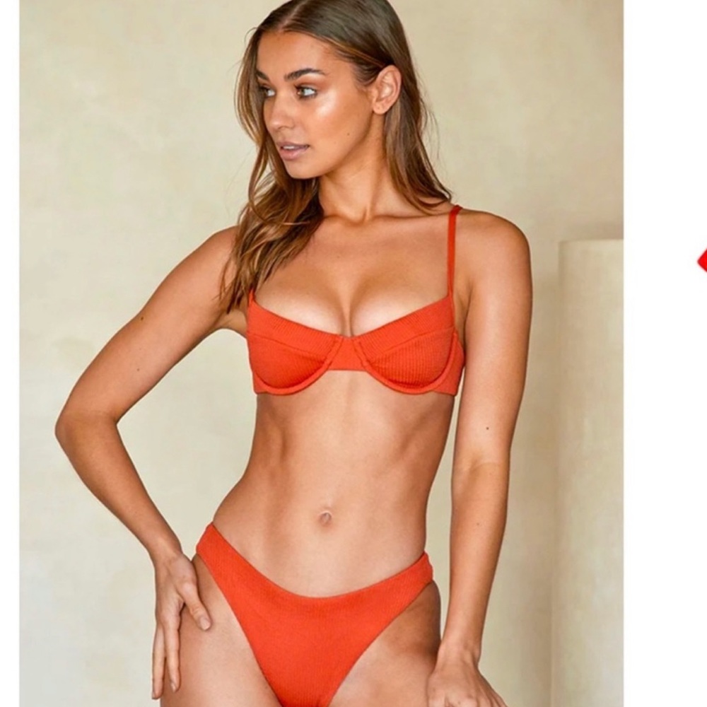 NWT Monday Swimwear Set- Clovelly Top and Byron Bottom in Sangria Crinkle